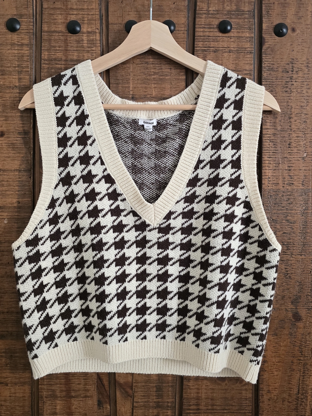 Garage Cream & Brown Houndstooth V-Neck Sweater Vest